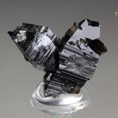 ANATASE, ALBITE with STILPNOMELANE inclusions