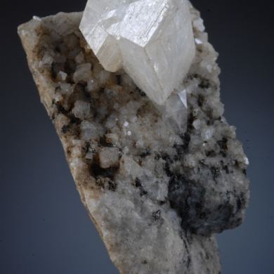 Adularia - vintage specimen, gemmy crystal (twinned)