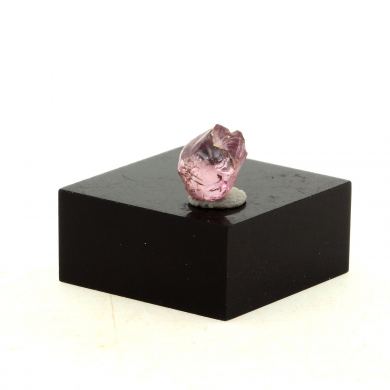 Malaya Garnet. 1.93 ct.