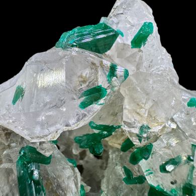 Quartz, dioptase