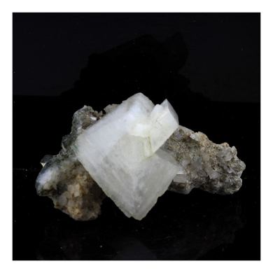 Adularia. 150.5 ct.