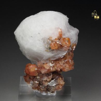 SERANDITE, ANALCIME