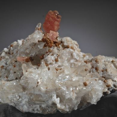Inesite with Quartz, Hubetite etc.