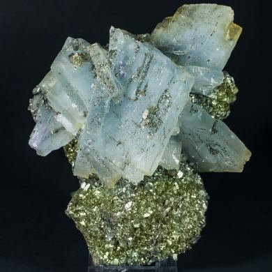 Baryte with Marcasite