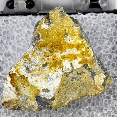Cacoxenite with Variscite
