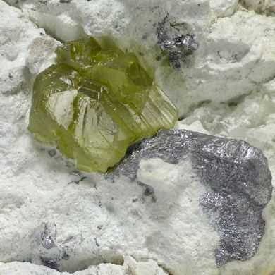 Sphalerite, quartz, talc, lollingite