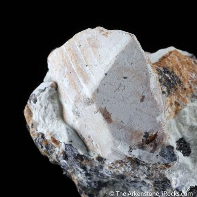Talc on Chondrodite