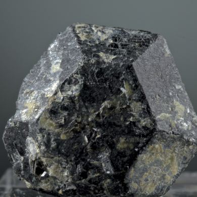 Chrysoberyl variety Alexandrite (classic Russian)