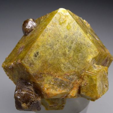Vesuvianite on Grossular