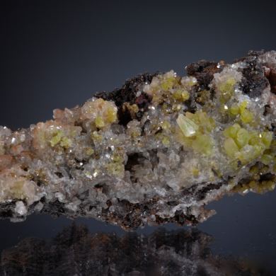 Tarbuttite and Pyromorphite