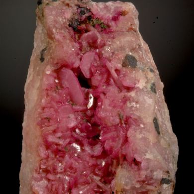 Cobaltoan Dolomite with Calcite and Malachite