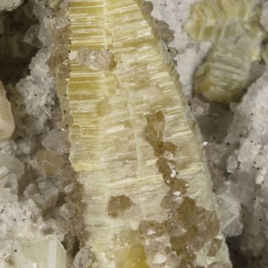 Weloganite, Dawsonite, Quartz