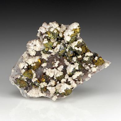 Chalcopyrite with Dolomite, Quartz