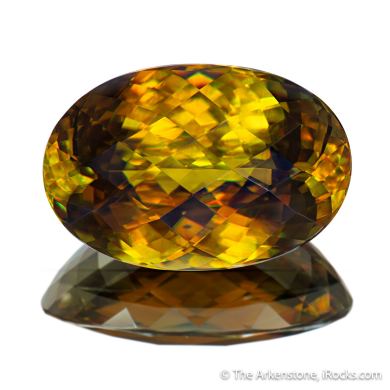 Titanite (Sphene) (21.45 ct)