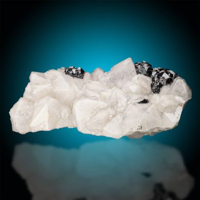 Sphalerite  on Quartz