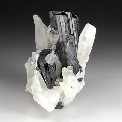 Hubnerite with Quartz