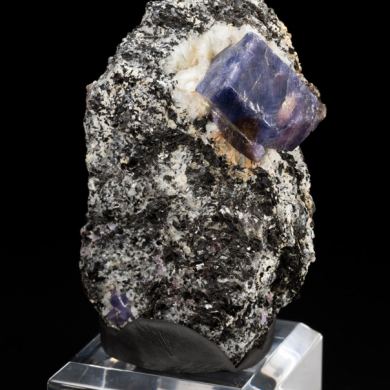 Corundum var. Sapphire