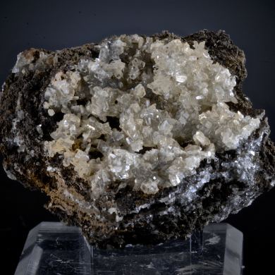 Tarbuttite (Type locality) with Scholzite