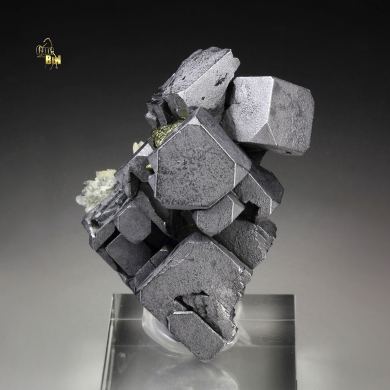 skeletal GALENA, CHALCOPYRITE