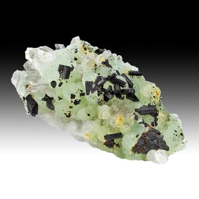 Babingtonite with Prehnite, Quartz