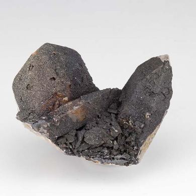 Beudantite on Quartz