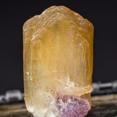 Lepidolite on Stilbite