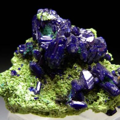 Azurite on Arsentsumebite