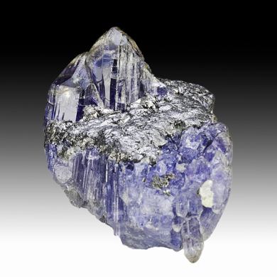 Zoisite with Graphite
