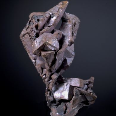 Copper crystals - elongated spinel twins