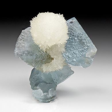 Strontianite with Fluorite