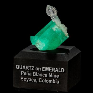 Scepter Quartz on Emerald from Colombia