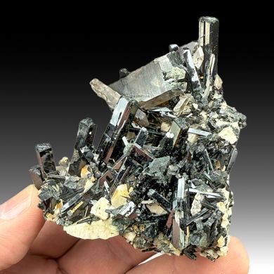 Aegirine with Quartz