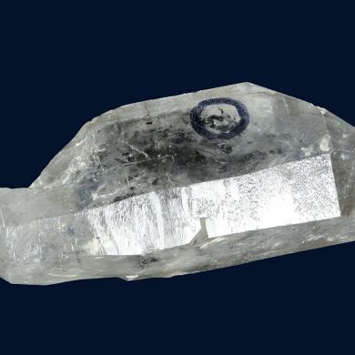 Quartz (Smoky enhydro)