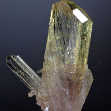 Vesuvianite -gem clear