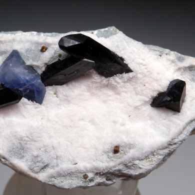 Benitoite, Neptunite, Joaquinite