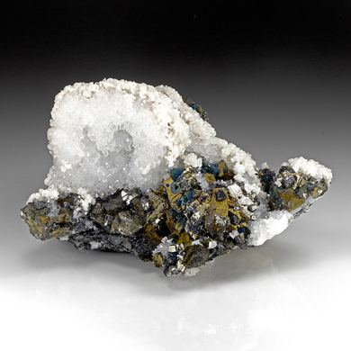 Quartz with Chalcopyrite, Calcite