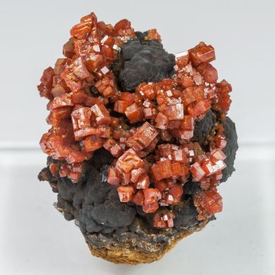 Vanadinite on manganese oxides