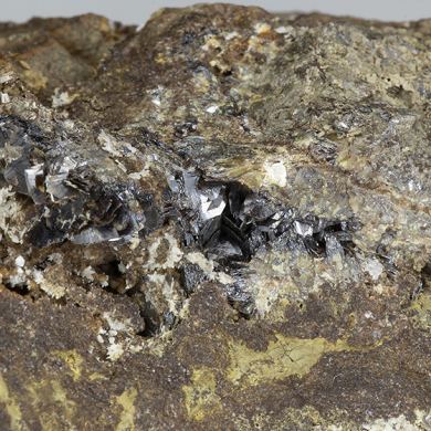 Nadorite