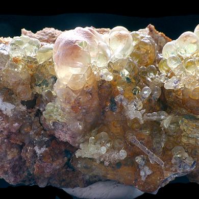 Opal var. hyalite CRAZY FLUORESCENCE