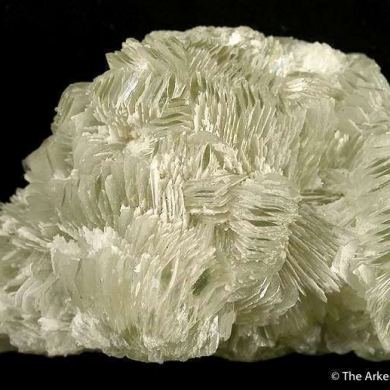 Tarbuttite With Skorpionite