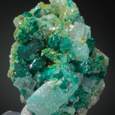 Dioptase w. Calcite, Duftite etc.