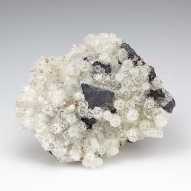 Tetrahedrite with Mimetite, Quartz