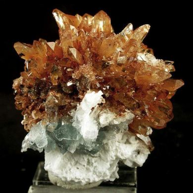 Creedite With Fluorite