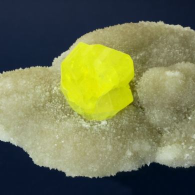 Sulfur on Aragonite