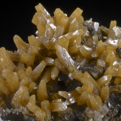 Wulfenite with Mimetite