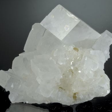 Magnesite - gem crystals with minor Uvite