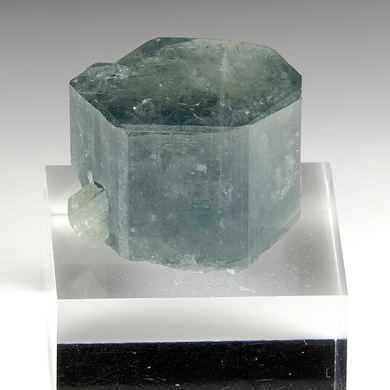 Fluorapatite