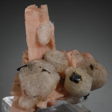 Serandite with Analcime, Aegirine