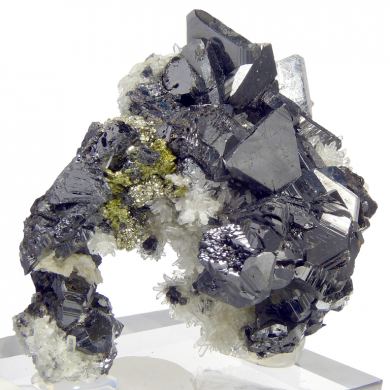 Sphalerite, pyrite, chalcopyrite, quartz