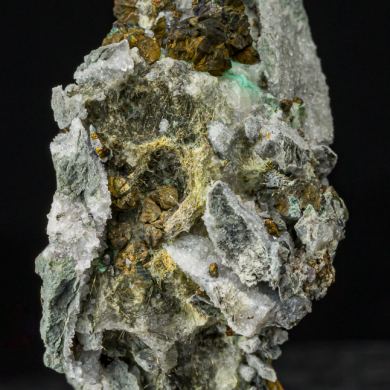 Millerite on Quartz with Chalcopyrite, Annabergite